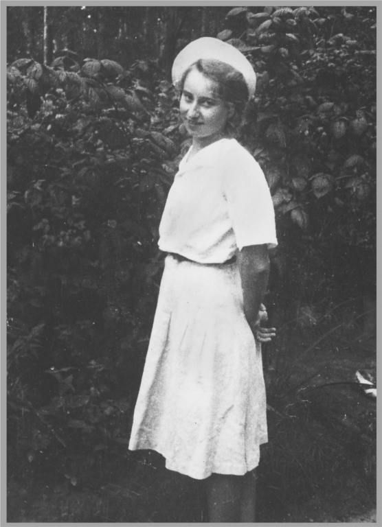 Marga Silkina. Ca.1945-46